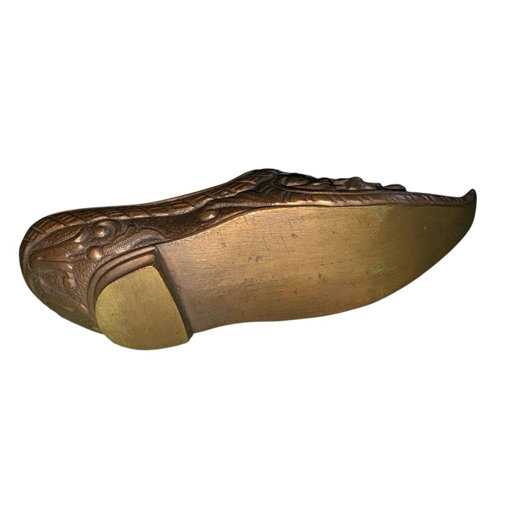 Vintage Bronze Miniature Shoe with Crest Emblem "D" – 3 Inch Collectible Metal - Picture 4 of 5